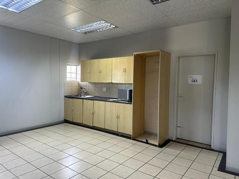To Let Commercial Property for Rent in Mthata Eastern Cape